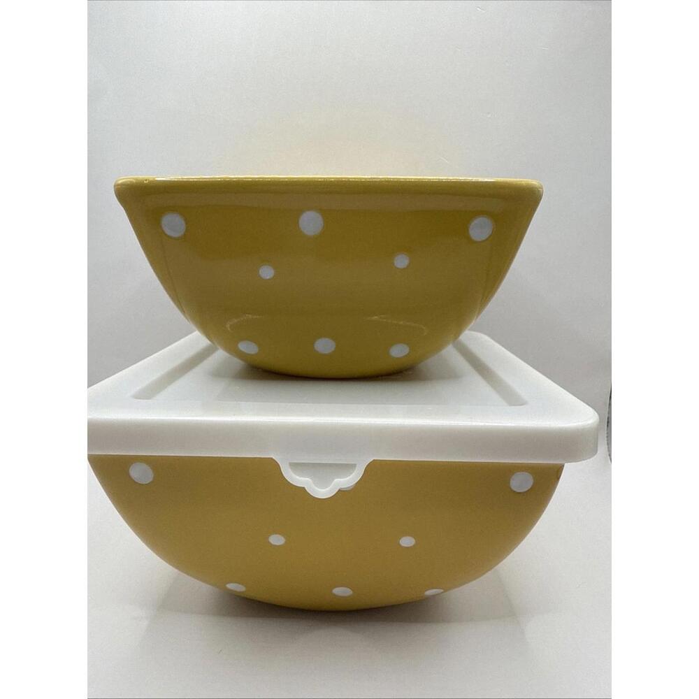 Temptations by Tara Ovenware  1QT /1.5 Qt  Square Bowls Yellow Polka Dot Lid